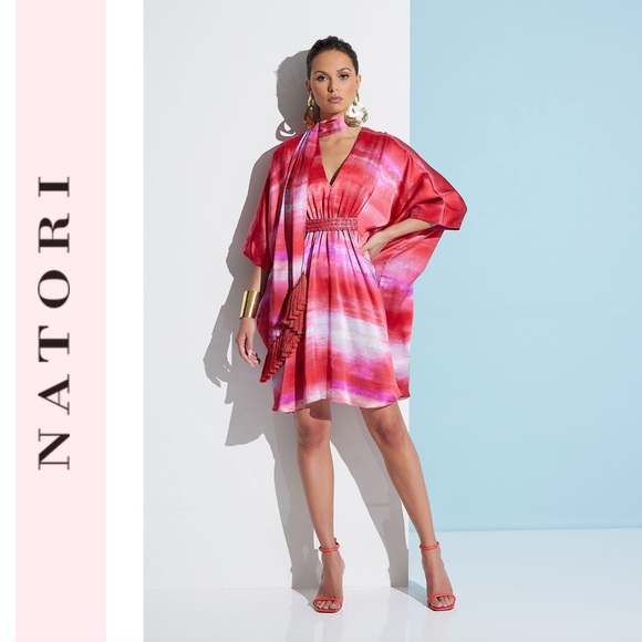 JOSIE NATORI
YORIKO SILK SHORT CAFTAN - Picture 3 of 9